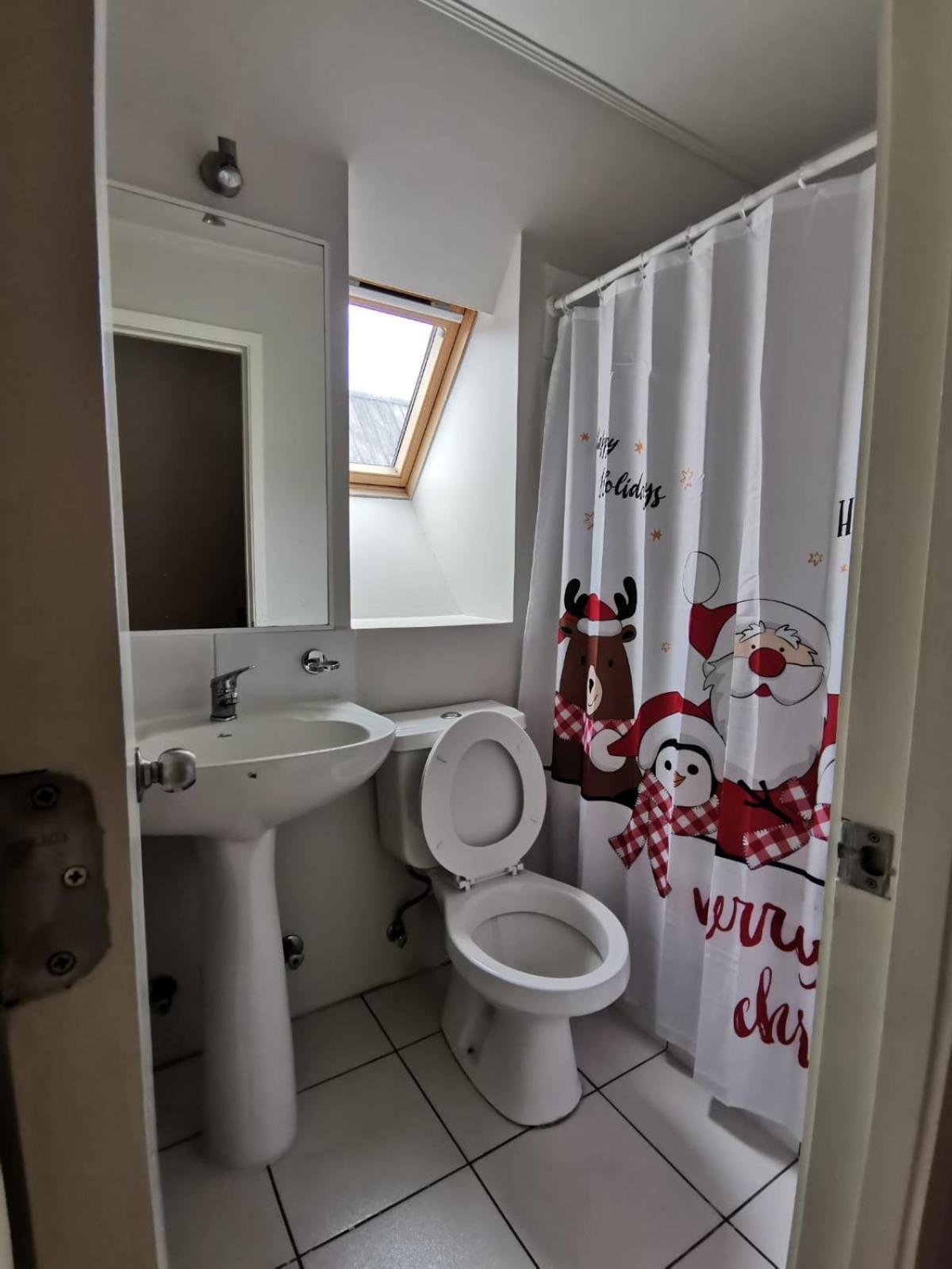 Pieza Doble Con Bano Privado Sector Residencial * Concepción